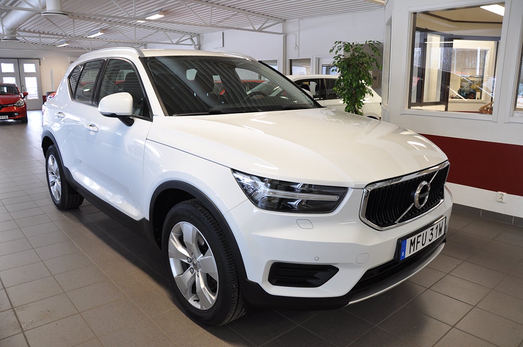Volvo XC40 D3 AWD 150hk Momentum Edition Automat