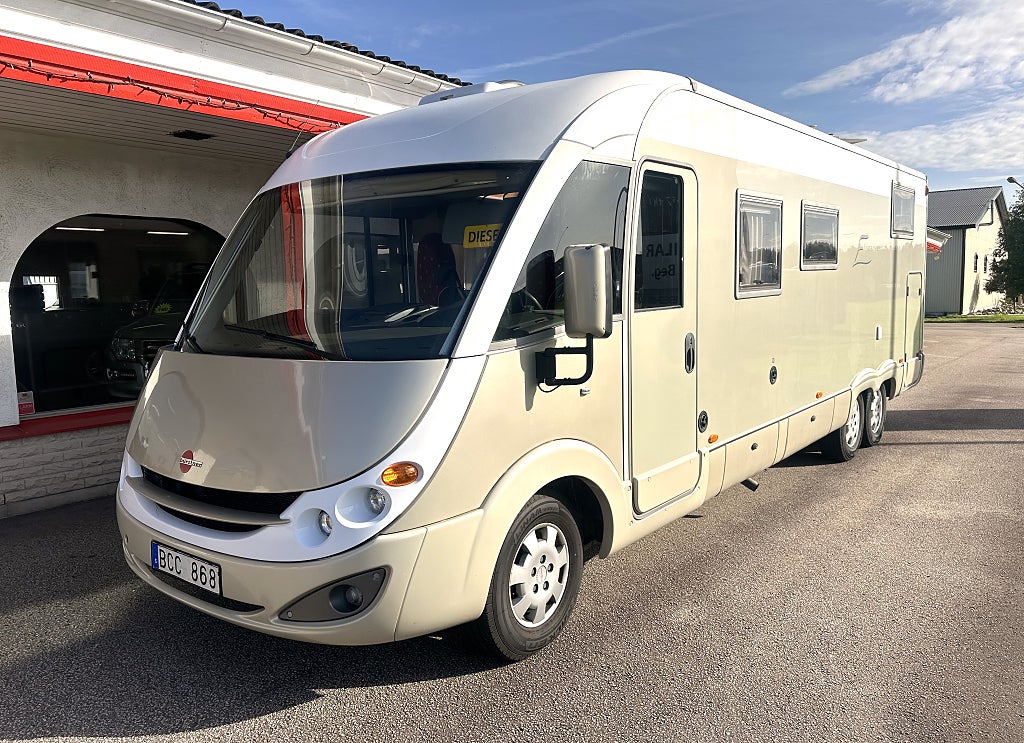 Bürstner Elegance i 710 ALDE Långbädd 3.0 D Helintegrerad Dieselvärmare 