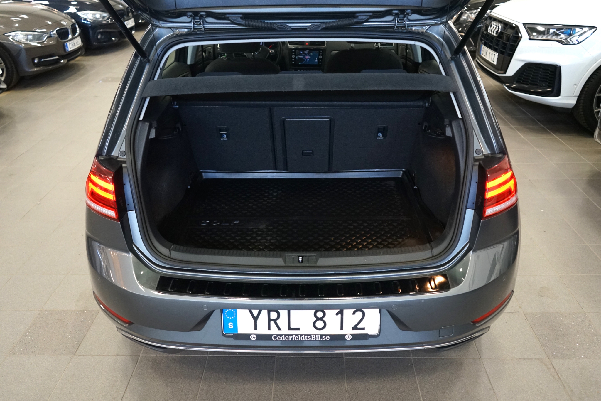 Volkswagen Golf 1.6 TDI Auto 2019, bild 6/42