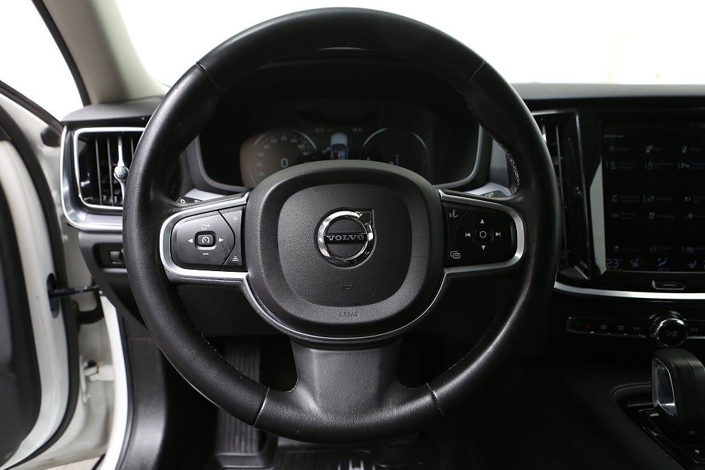 Volvo V60 Recharge T6 AWD Inscription Expression VOC Drag 2022