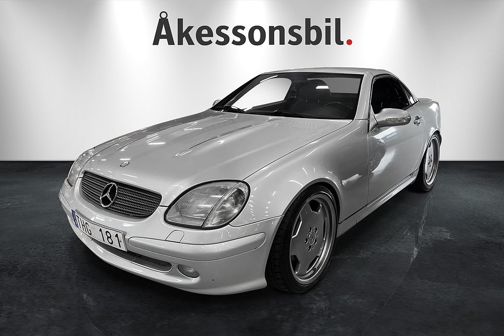 Mercedes-Benz SLK 320 automat 218hk V6