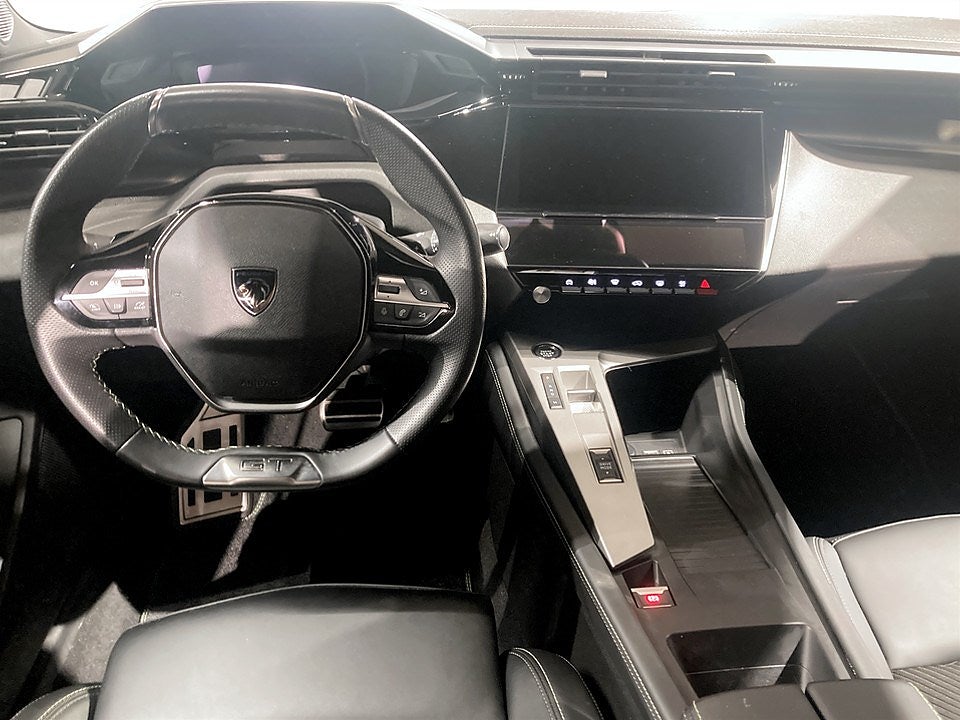 Bild på Peugeot 308 5D GT 1.2 PT 130hk Aut - B-KAMERA, CARPLAY