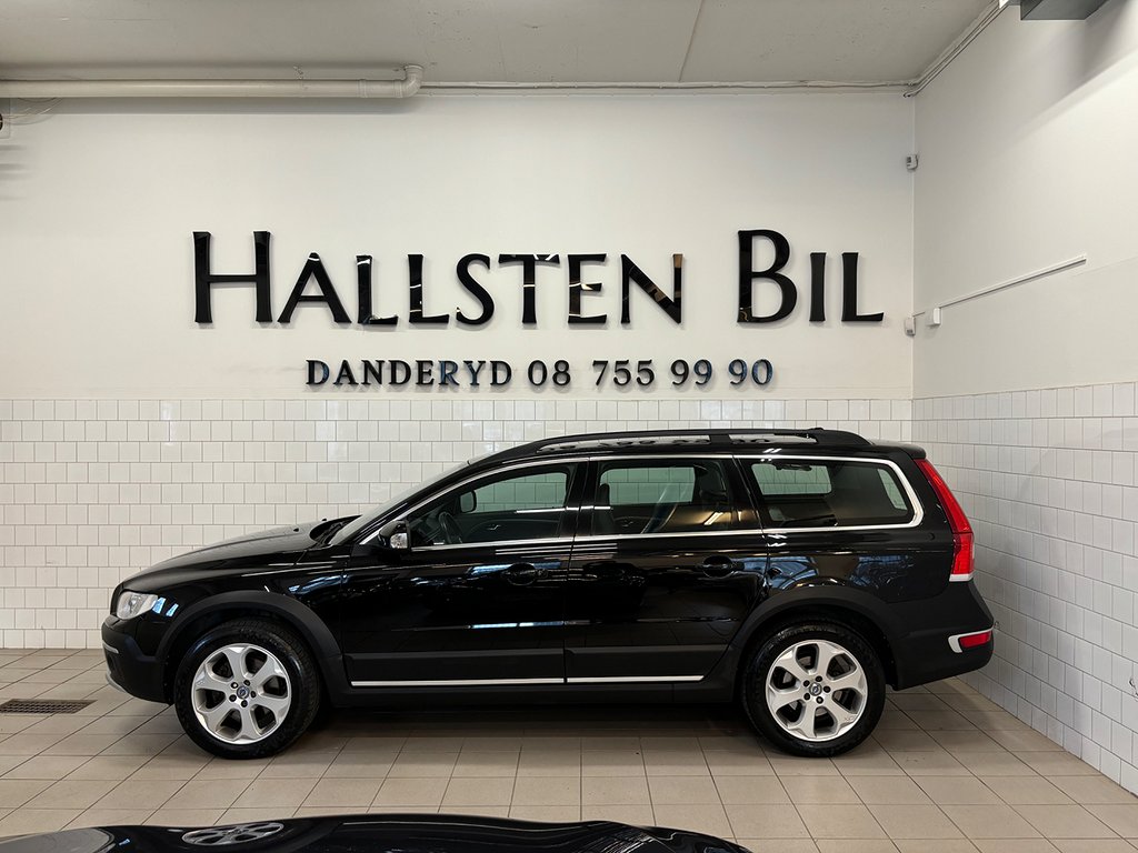 Volvo XC70 D4 AWD Aut Classic Summum Lågmil Drag Svensksåld