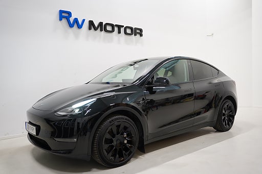 Tesla Model Y Long Range AWD Värmepump / Dragkrok / En ägare / MOMS