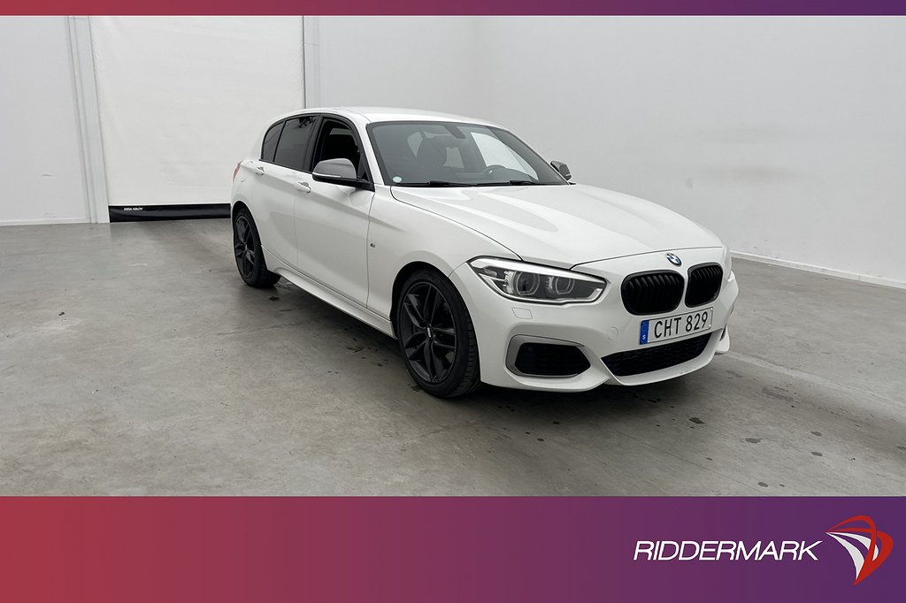 BMW M135i 326hk H/K Sensorer Rattvärme Alcantara Sv.Såld