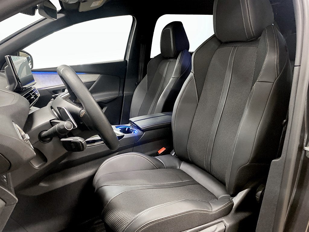 Bild på Peugeot 5008 GT 1.2 PT 130hk Aut - 7-SITS,B-KAMERA,NAV