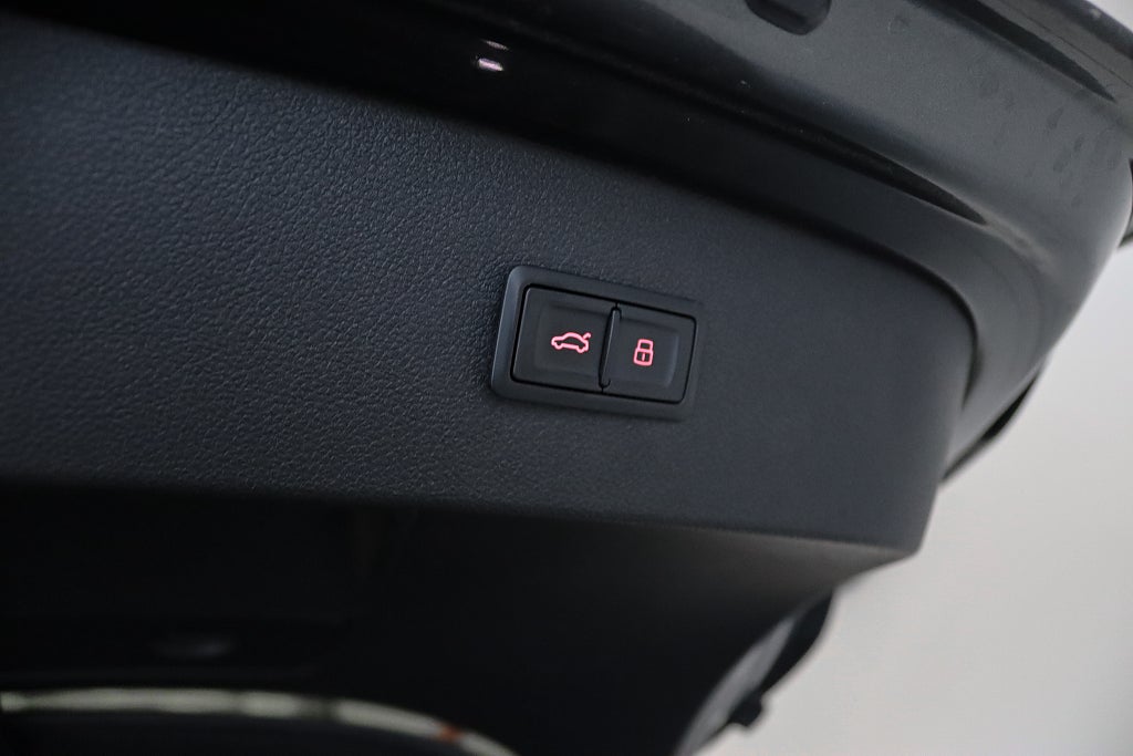 Audi A7 SB 3.0 TDI Quattro RS-Optik Taklucka HuD Navi Värmare