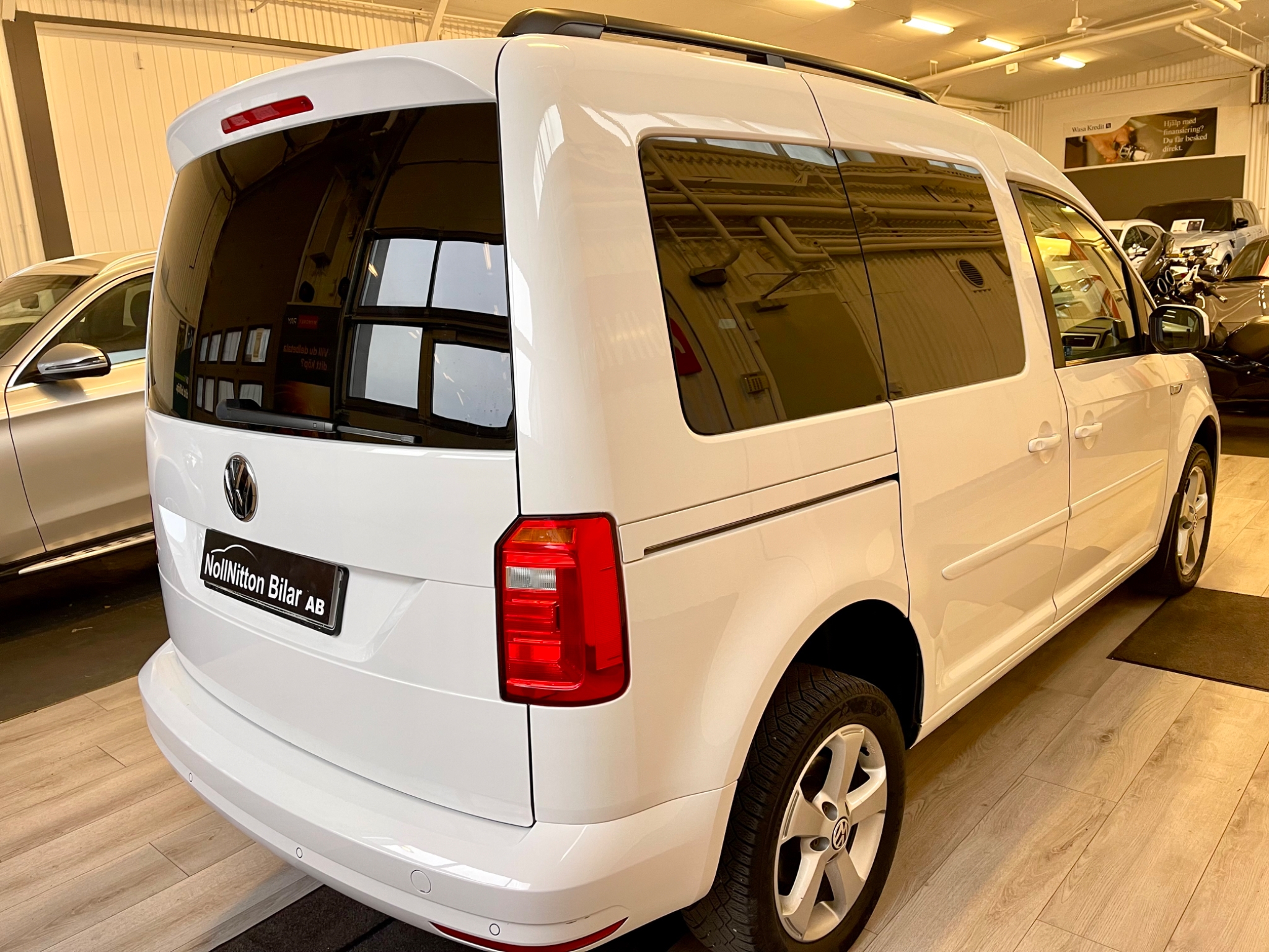 Volkswagen Caddy 2018, bild 2/43