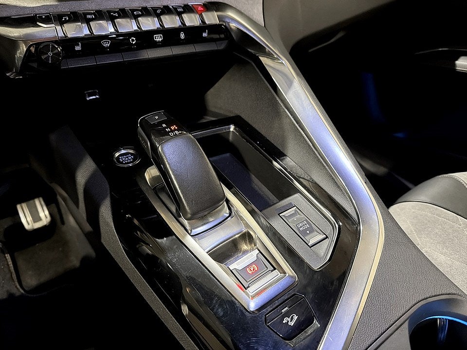 Bild på Peugeot 3008 GT Hybrid4 300hk Aut 4WD - B-KAMERA, NAVI