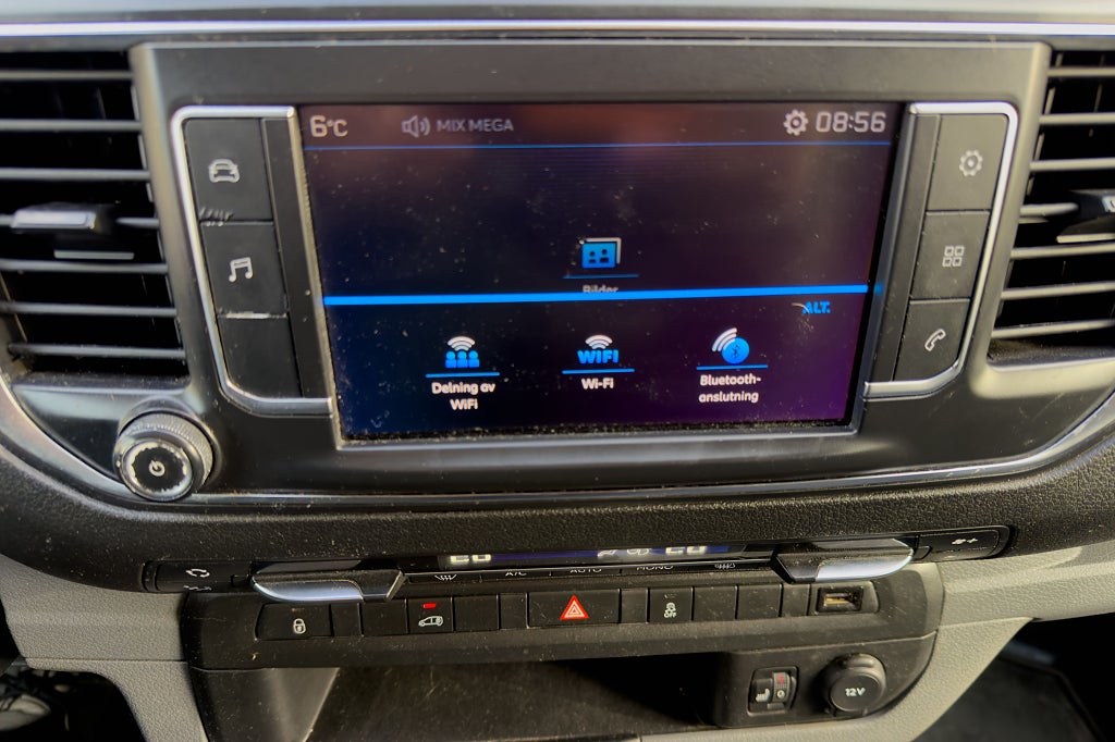 Peugeot Expert Panel Van 1.2t 2.0 BlueHDi |D-värm|B-kamera|Drag|PRO+