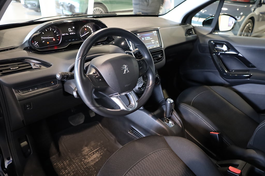 Peugeot 208  1.2 VTI PureTech AUT M-värme Blåtand