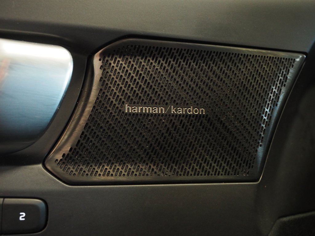 Volvo XC40 B4 R-Design Automat Harman Kardon / Dragkrok 2021