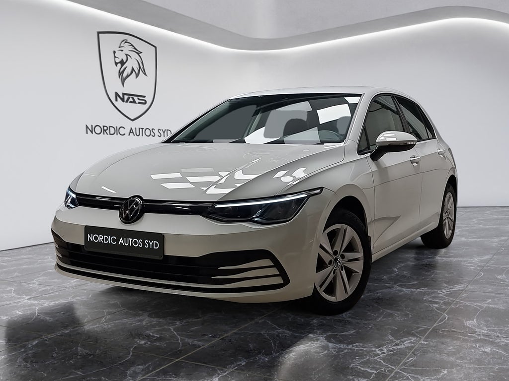 Volkswagen Golf 1.0 eTSI / Digital cockpit / Carplay 