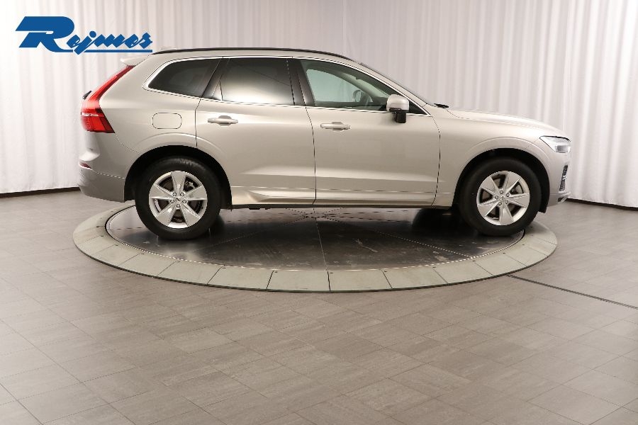 Volvo XC60 2023, kuva 3/67
