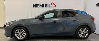 Mazda 3 2.0 M Hybrid Navi Carplay Kamera P-sensorer S&V-däck
