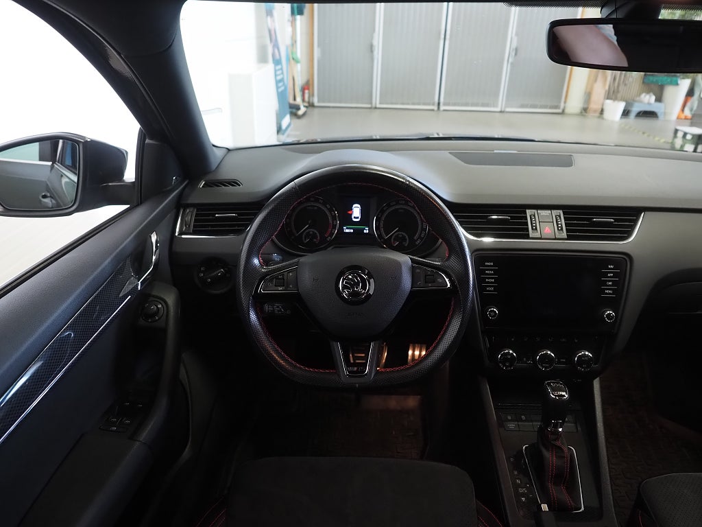 Skoda Octavia Kombi 2.0 TDI 4x4 RS Premium Dragpkt D-Värm 2018