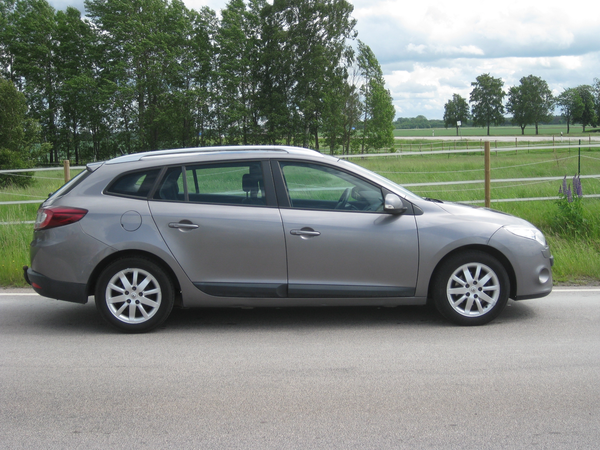Renault Megane 2012, bild 5/44