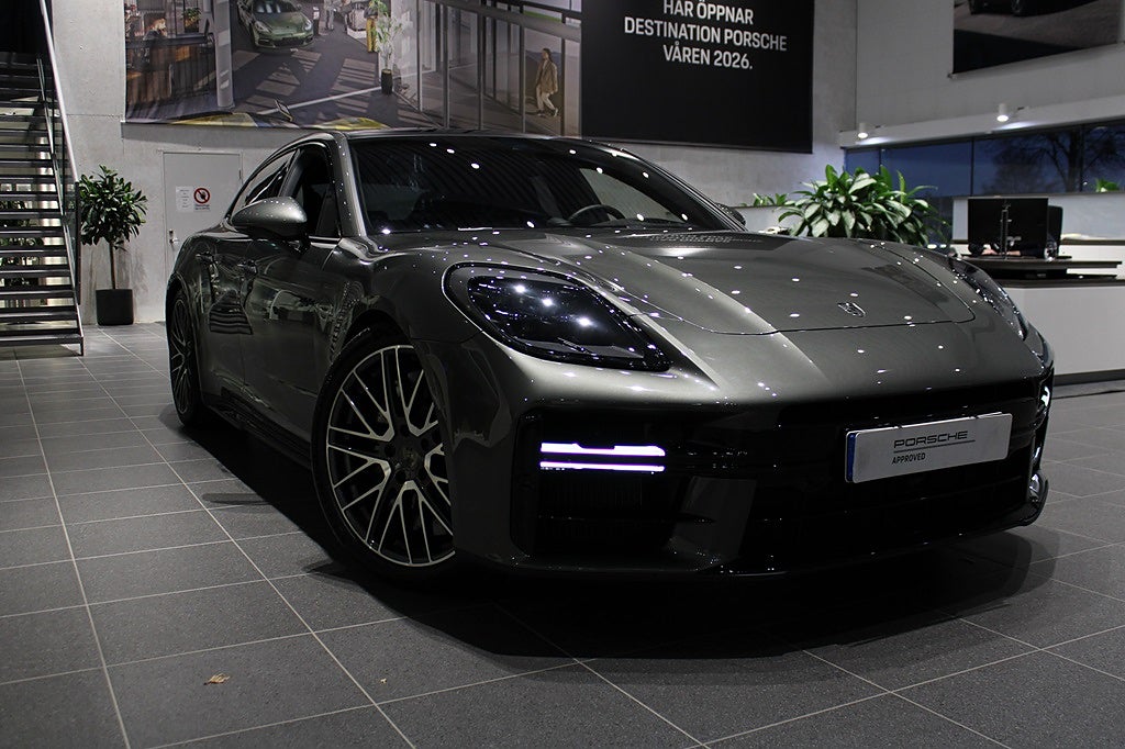 Porsche Panamera TURBO S E-HYBRID