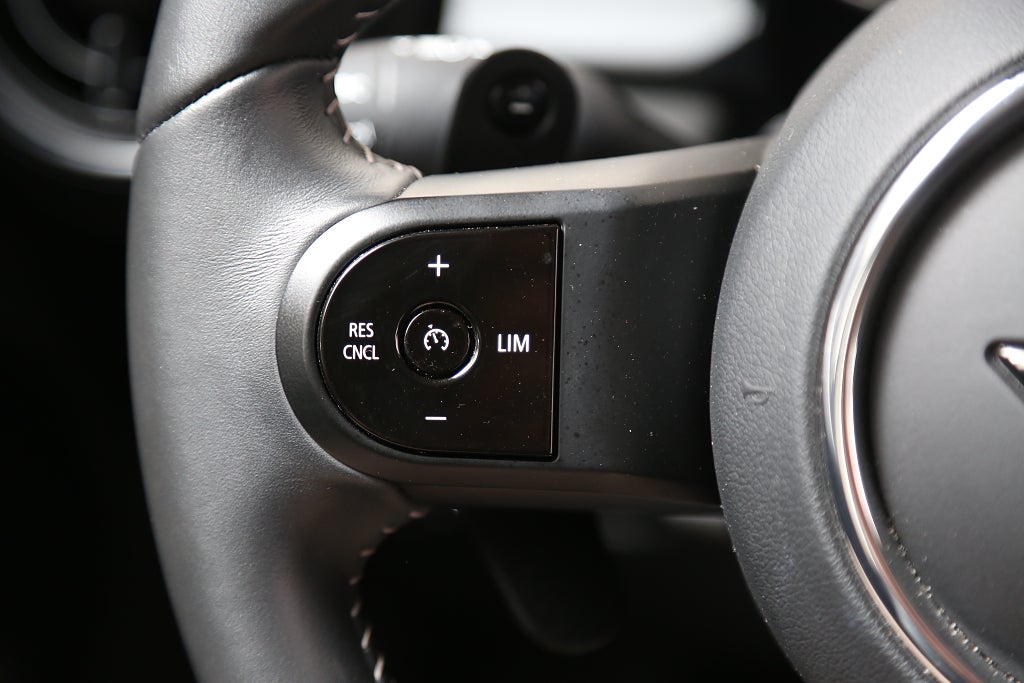 MINI Cooper S Experience 178hk Aut 5-dörrars Navi CarPlay Kamera 2024
