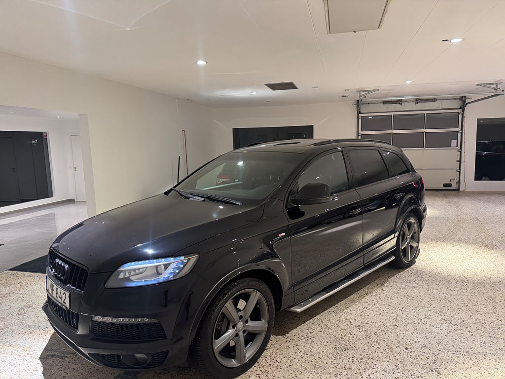 Audi Q7 3.0tdi quattro S Line 7sit välvårdad 