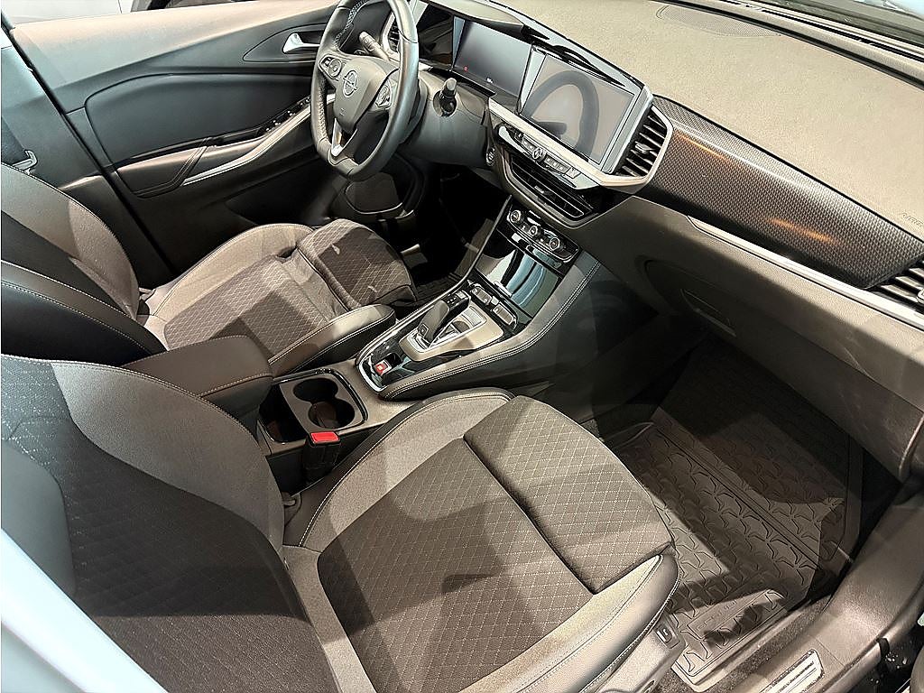 Bild på Opel Grandland GS-Line 1.2 PT 130hk Aut - B-KAMERA, CARPLAY