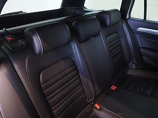 Kombi Volkswagen Passat 14 av 28