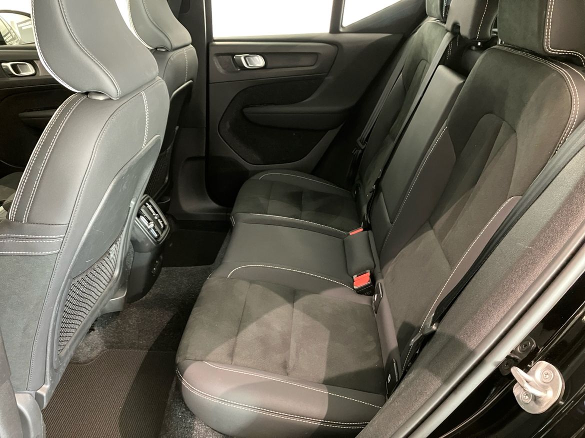 Volvo XC40 Recharge Twin Plus 2023, bild 7/10