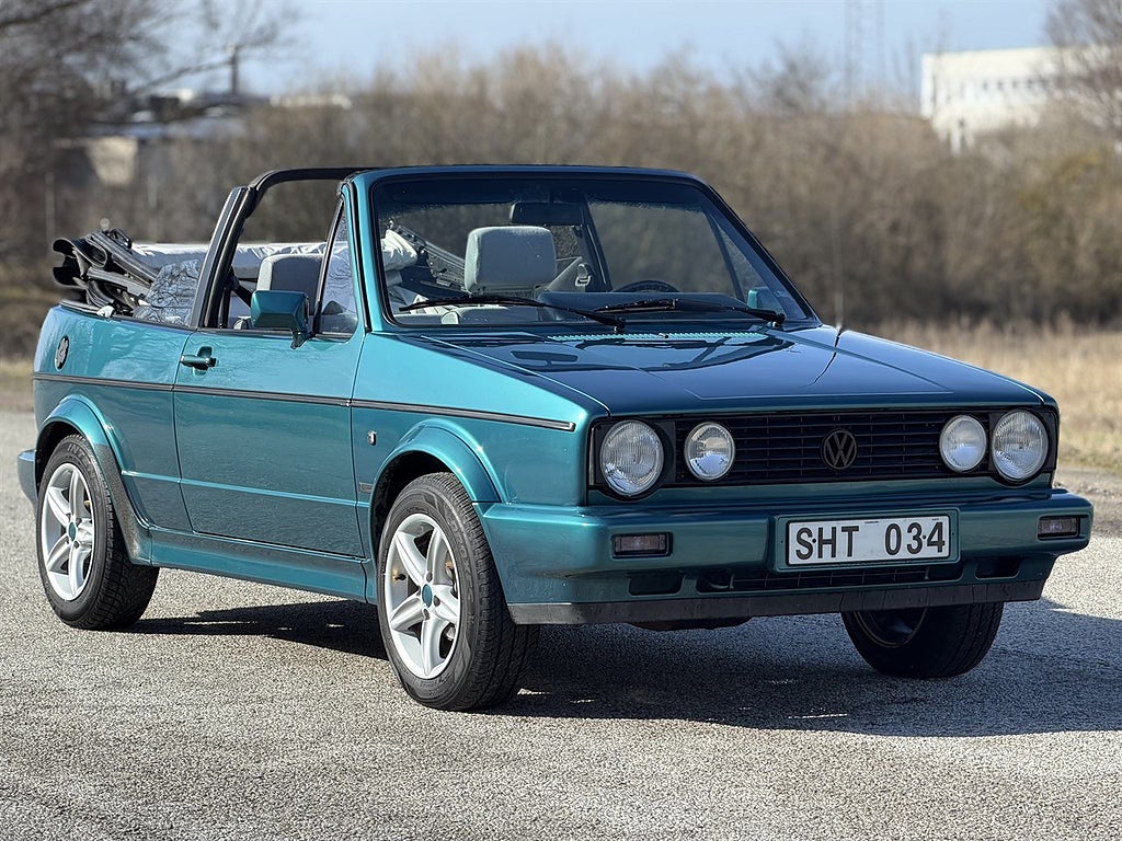 Volkswagen Golf 1.8 | Manuell | 98hk