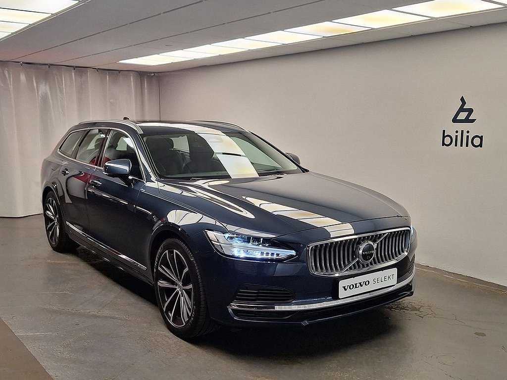 Volvo V90 Recharge T8 Inscription/ Panorama/ 360 Kamera/ Massage stol