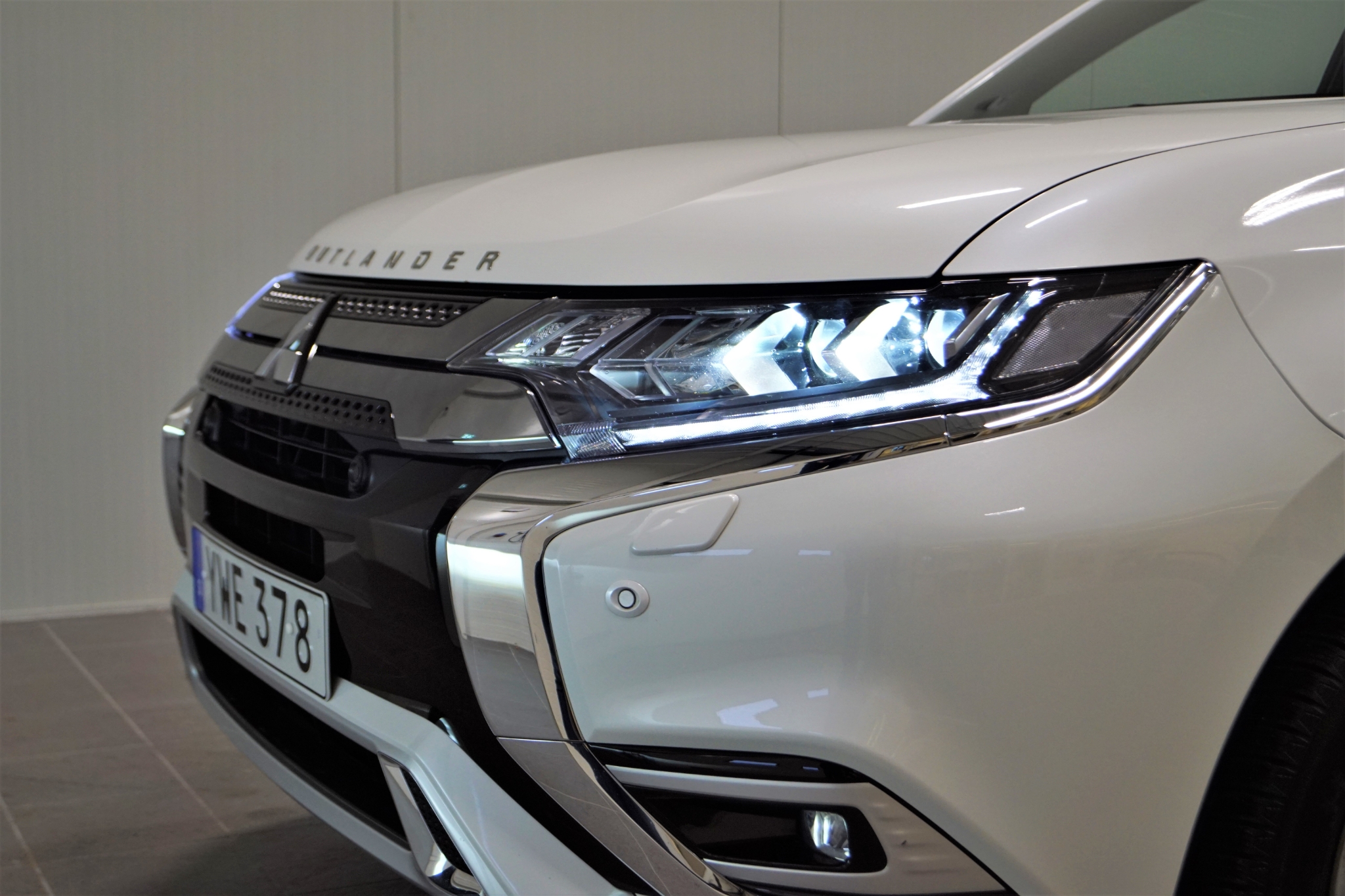 Mitsubishi Outlander 2019, bild 4/48
