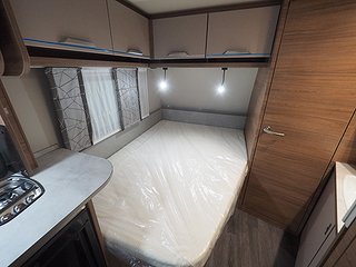 Husvagn, 1-axl Knaus Sport 450 FU 16 av 21