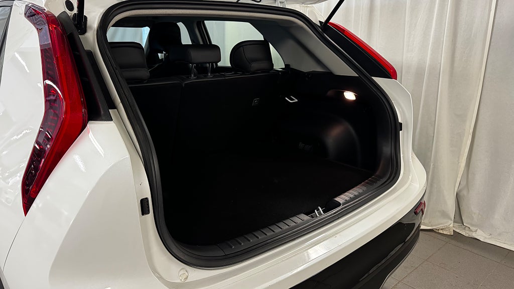 Kia Niro EV 204hk Dragkrok Kamera Sensorer Navi Adp-fart Keyless bild 7