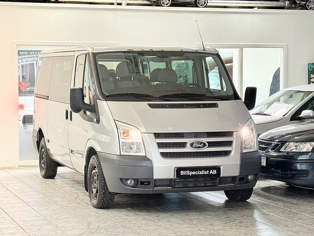 Ford Transit 9-Sits T300 Kombi 2.2 TDCi NY-BES 115hk Drag 