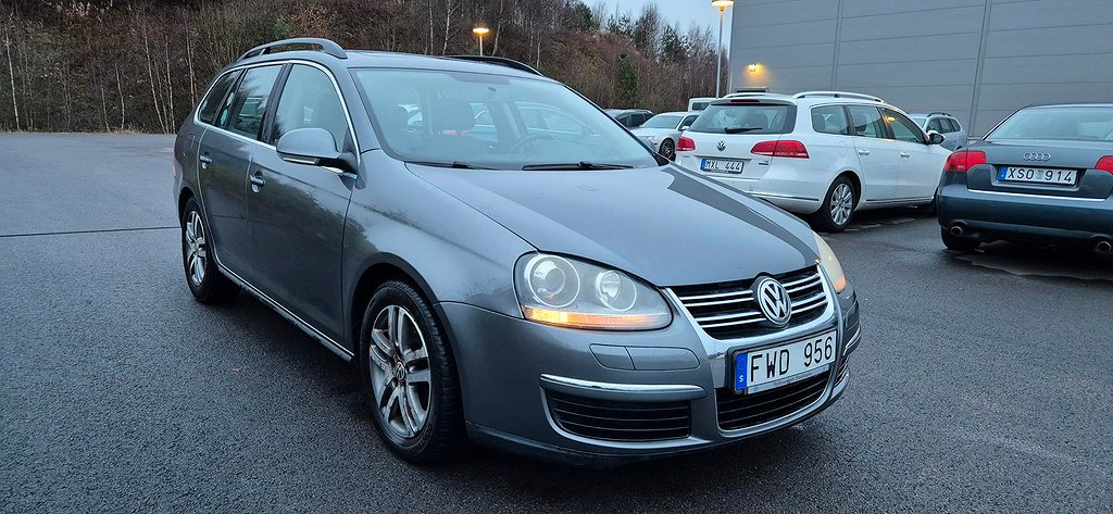 Volkswagen Golf Variant 2.0 TDI Nyservad/kamrem Nybes Pano