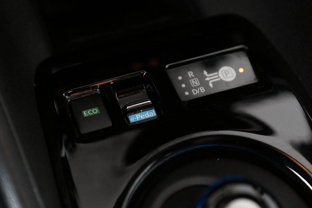Nissan Leaf 40 kWh N-Connecta  360 kamera Leasbar 2020