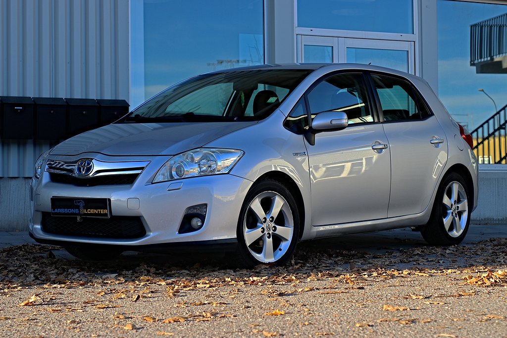 Toyota Auris Hybrid e-CVT Automat, 360kr/skatt. OBS SKICK