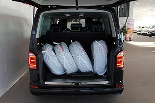 Minibuss Volkswagen Multivan 6 av 23