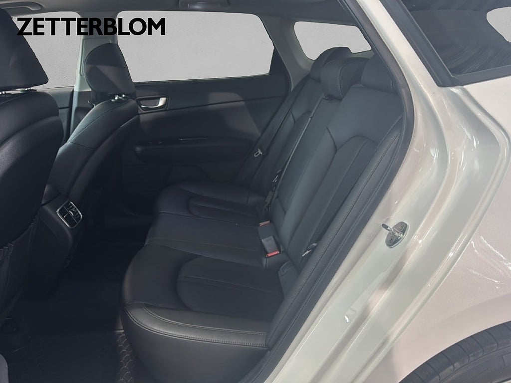 Kombi Kia Optima 9 av 15