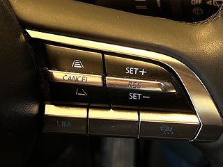 Mazda CX-30 2.0 M-Hybrid 150hk Kamera/Nav/MoK/HeadUp/Adaptiv