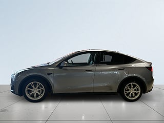 Tesla Model Y Long Range AWD Dragkrok Kamera Rattvärme Navigation S&V – bild 4