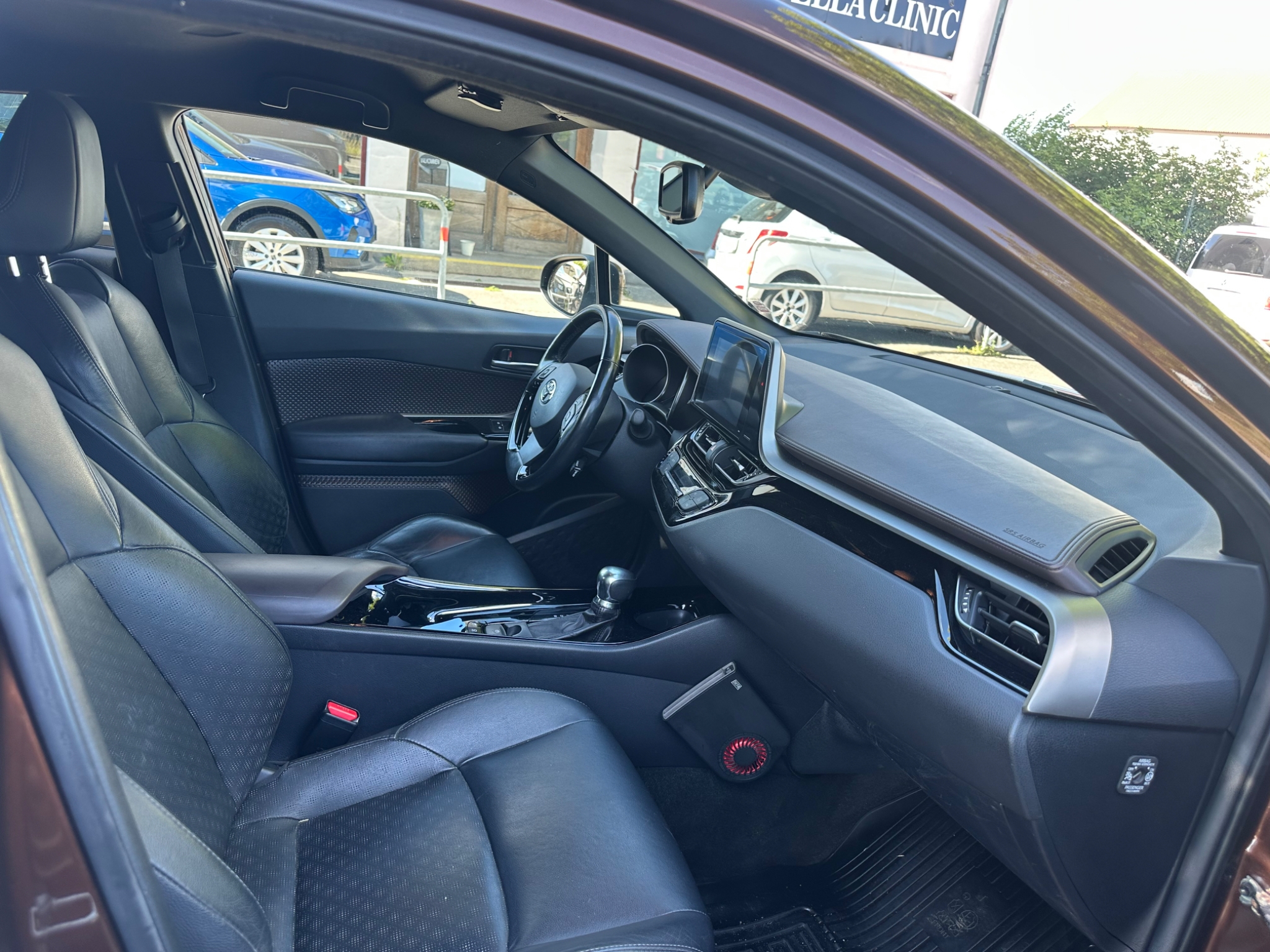 Toyota C-HR Hybrid CVT Executive Euro 6 2018, bild 3/44