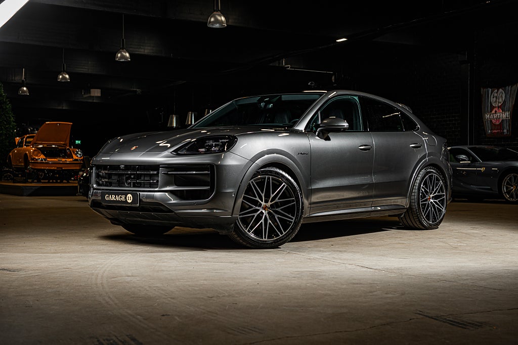 Porsche Cayenne Coupé E-Hybrid / SportDesign
