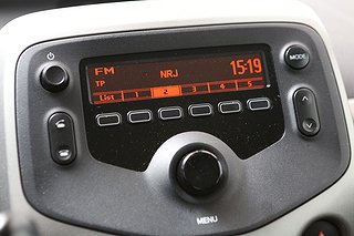 Halvkombi Toyota Aygo 17 av 22