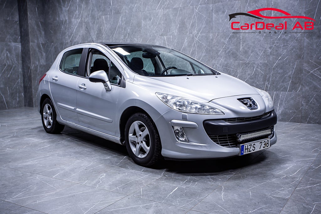 Peugeot 308 5-dörrar 1.6 140hk Panorama LED-ramp