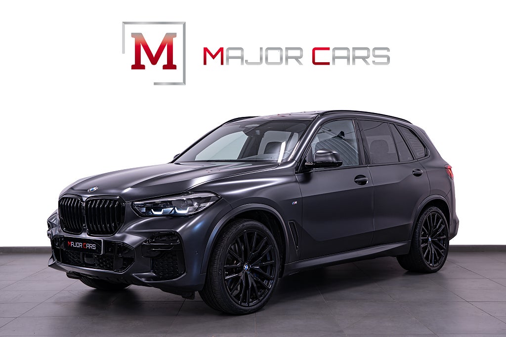 BMW X5 xDrive40i M Sport 7-Sits Pano Sky 22" M-Seat DAP Frozen