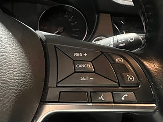 SUV Nissan Qashqai 18 av 20