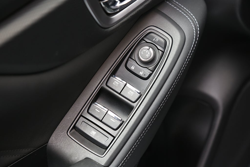 Subaru Forester 2,0i e-Boxer Ridge AWD Aut Skinn 1ägare Motorvärmare 2020