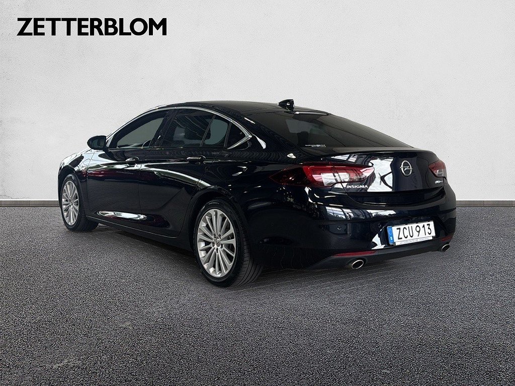 Sedan Opel Insignia 3 av 17