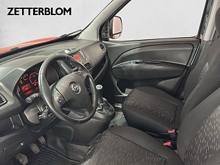 Transportbil - Skåp Opel Combo 8 av 17