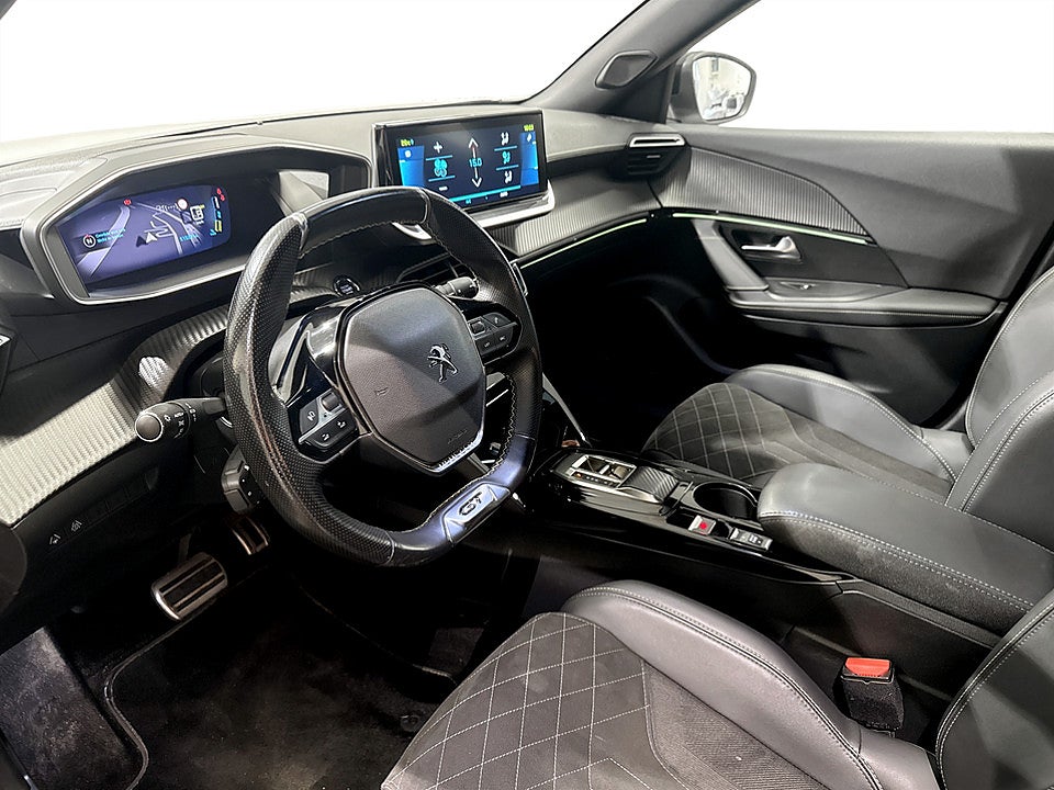Bild på Peugeot E-2008 GT Pack 50kWh 136hk Aut B-KAMERA CARPLAY